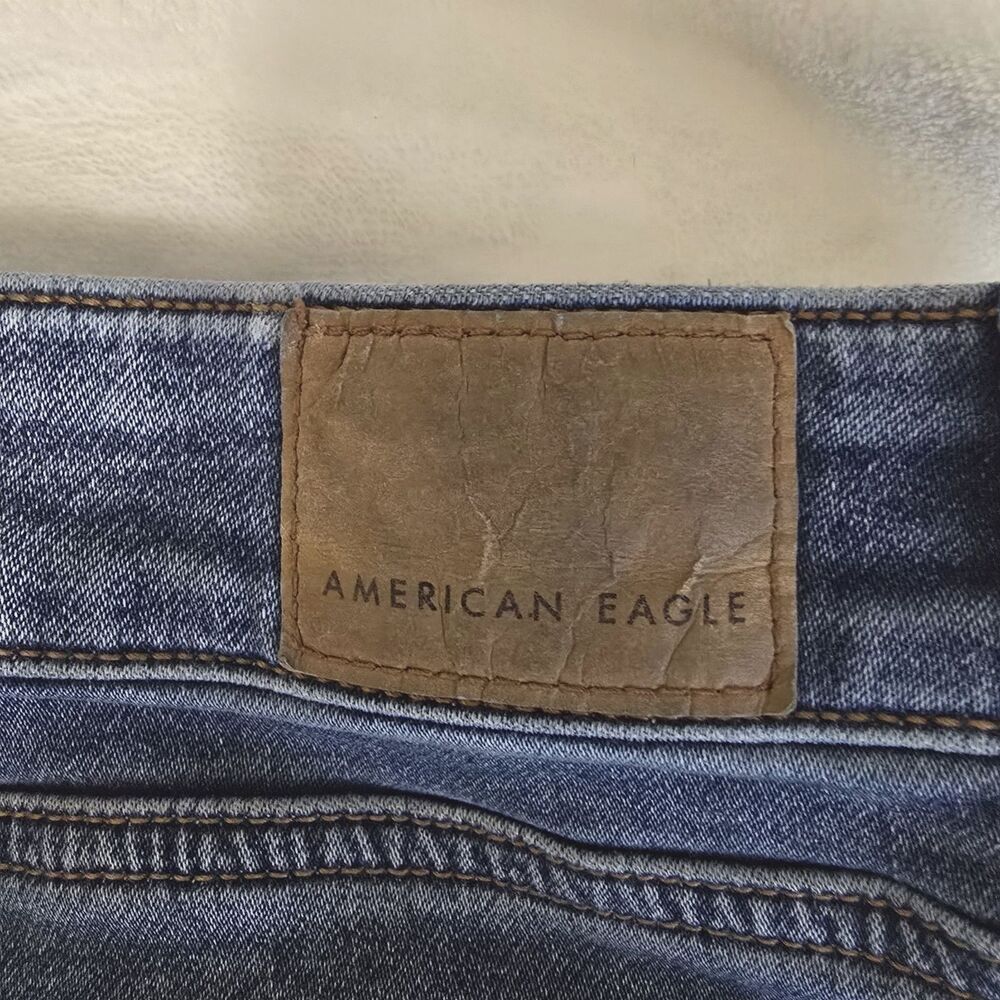 American Eagle Next Level Stretch Hi Rise Jegging Distressed Blue Jeans Size 14 - Picture 5 of 8